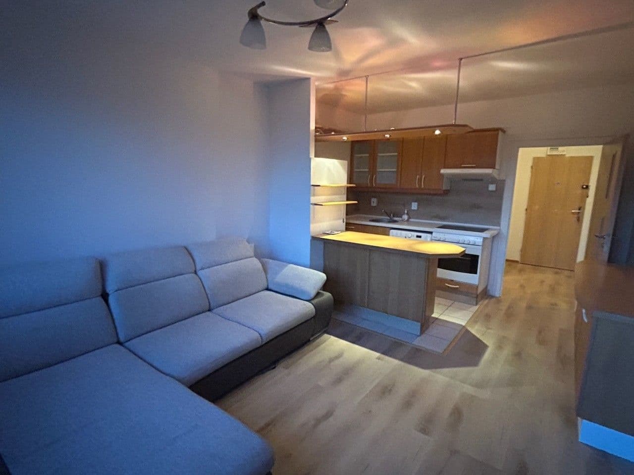 Pronájem bytu 2+kk 43 m², Roškotova, Praha, Praha Pronájem bytu 2+kk 43 m², Roškotova, Praha, Praha