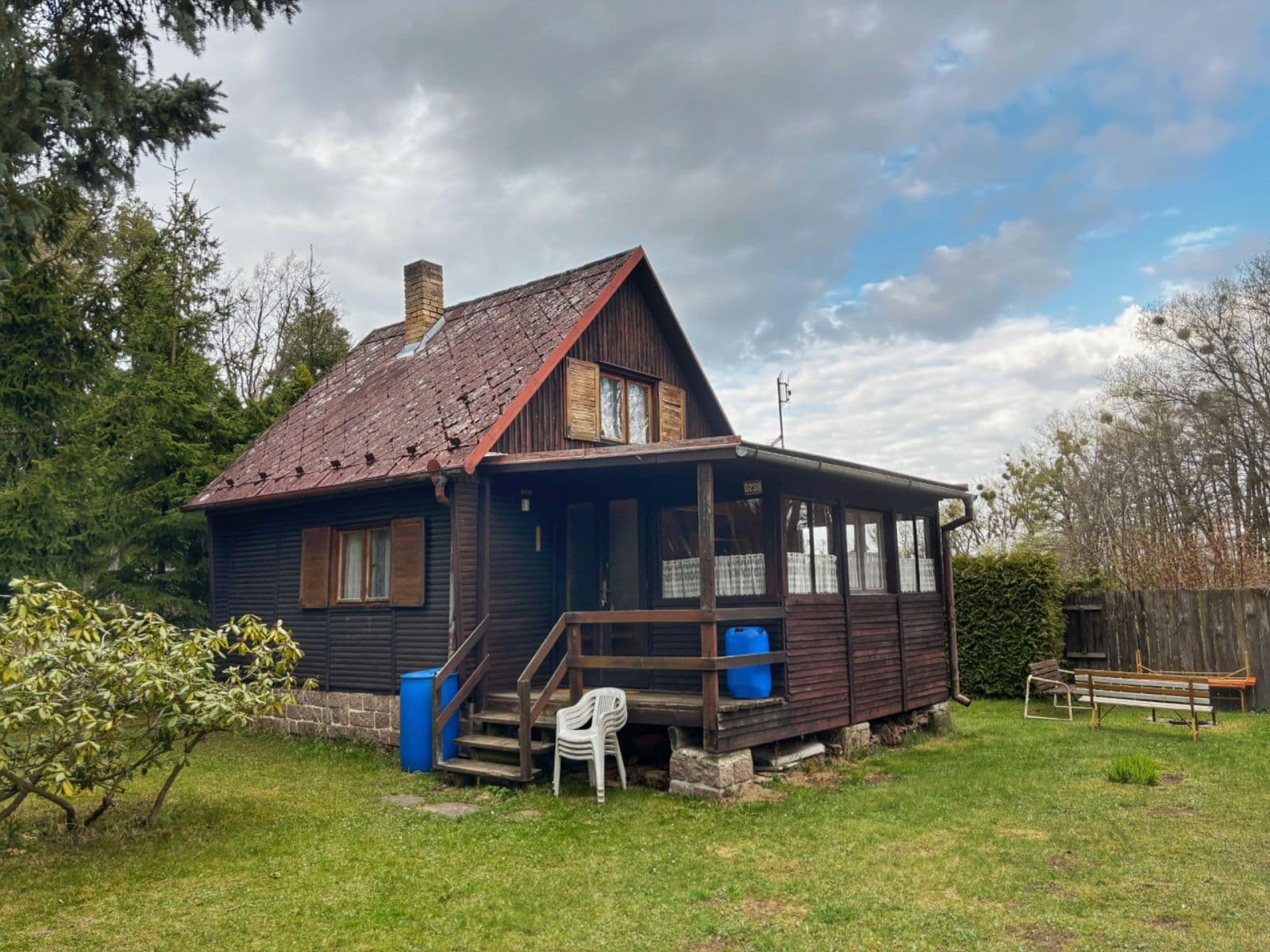Prodej chaty, chalupy 58 m², pozemek 380 m², Černíny, Středočeský kraj Prodej chaty, chalupy 58 m², pozemek 380 m², Černíny, Středočeský kraj