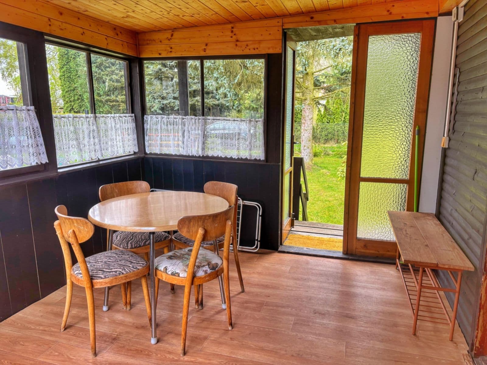 Prodej chaty, chalupy 58 m², pozemek 380 m², Černíny, Středočeský kraj Prodej chaty, chalupy 58 m², pozemek 380 m², Černíny, Středočeský kraj