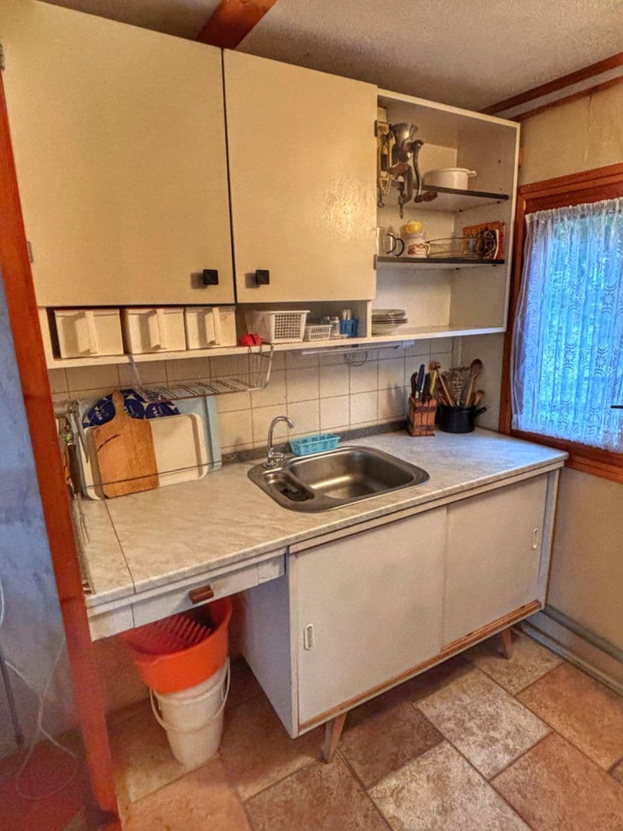 Prodej chaty, chalupy 58 m², pozemek 380 m², Černíny, Středočeský kraj Prodej chaty, chalupy 58 m², pozemek 380 m², Černíny, Středočeský kraj