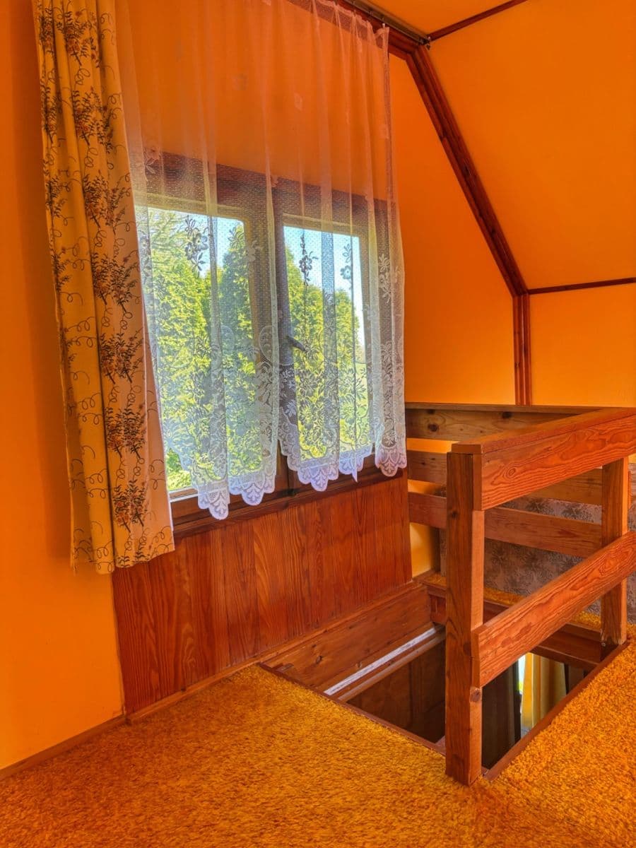 Prodej chaty, chalupy 58 m², pozemek 380 m², Černíny, Středočeský kraj Prodej chaty, chalupy 58 m², pozemek 380 m², Černíny, Středočeský kraj