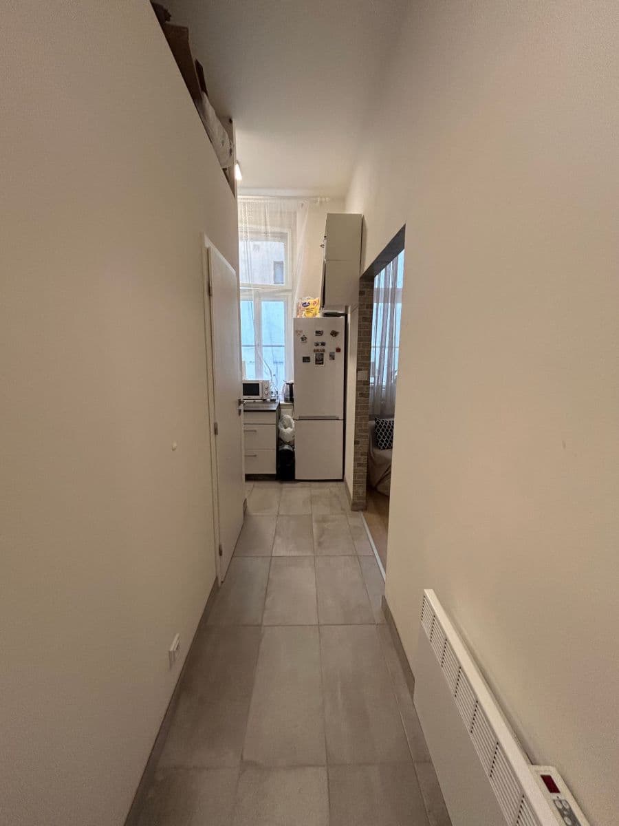 Pronájem bytu 1+1 34 m², Růžová, Praha, Praha Pronájem bytu 1+1 34 m², Růžová, Praha, Praha