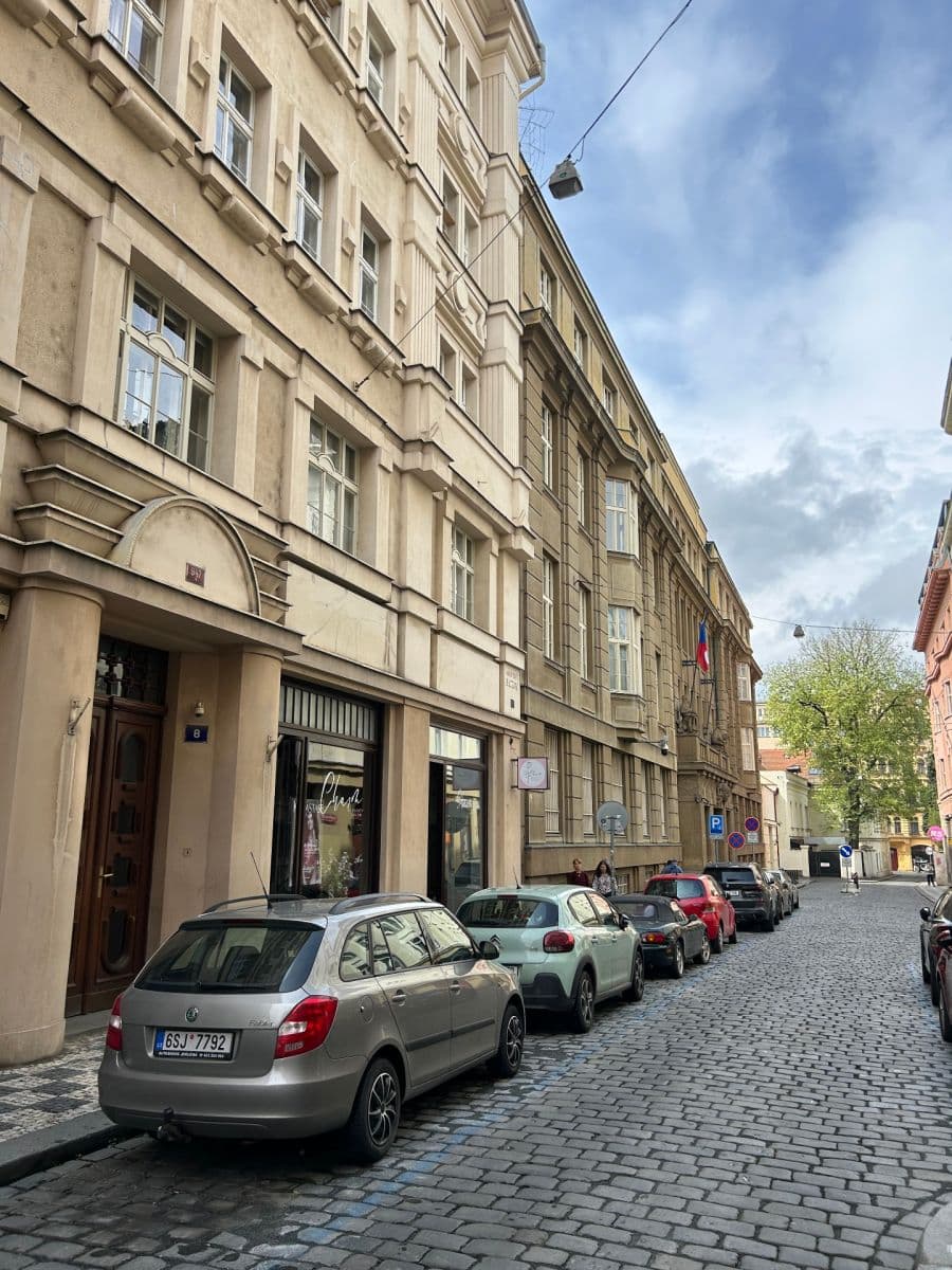 Pronájem bytu 1+1 34 m², Růžová, Praha, Praha Pronájem bytu 1+1 34 m², Růžová, Praha, Praha