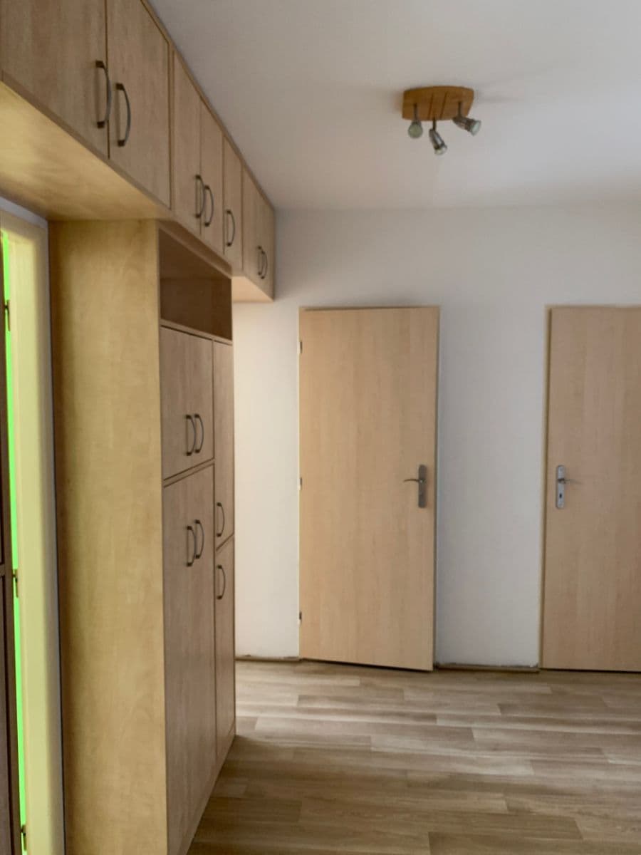 Pronájem bytu 3+1 90 m², Hněvkovského, Praha, Praha Pronájem bytu 3+1 90 m², Hněvkovského, Praha, Praha