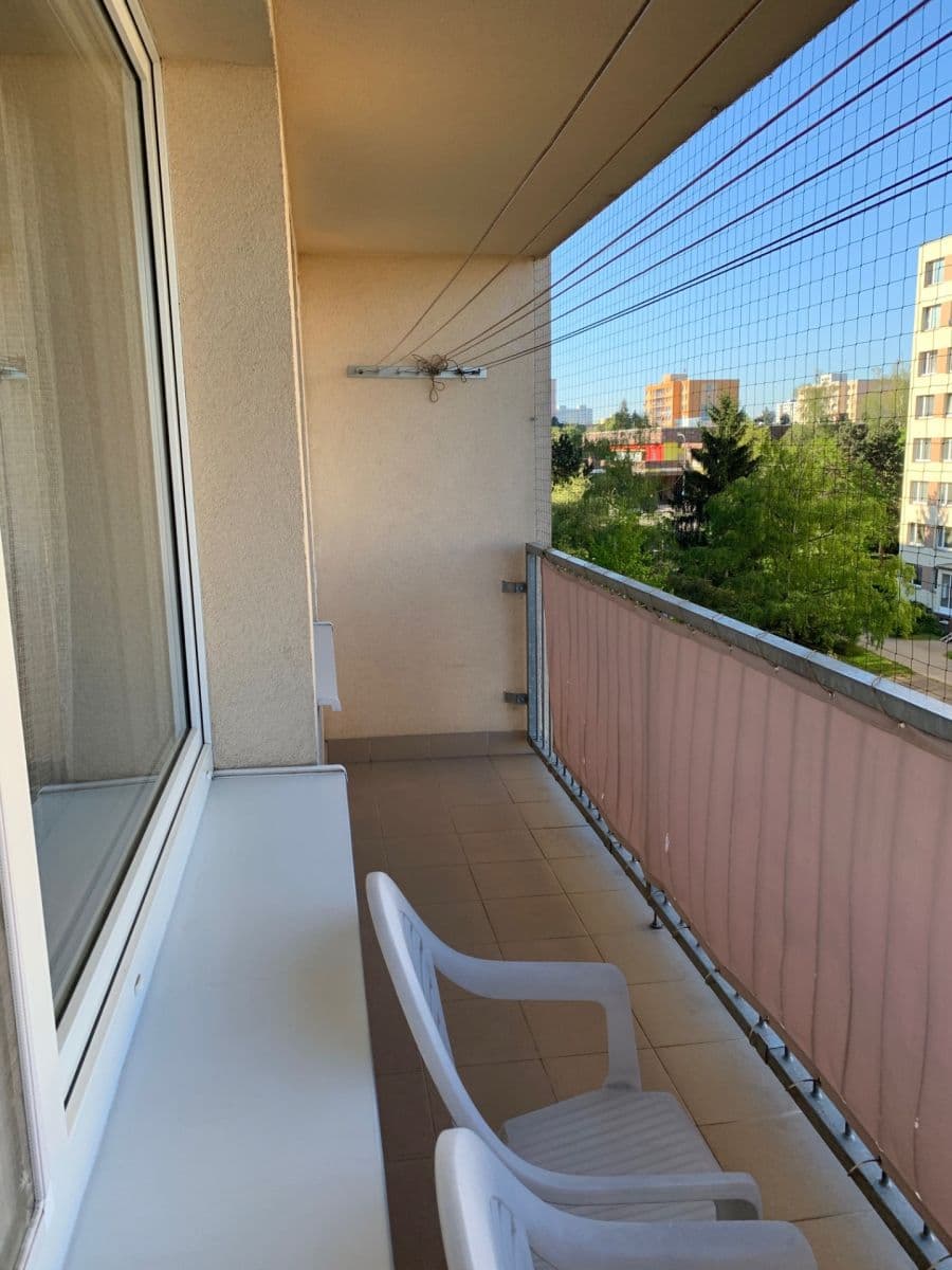 Pronájem bytu 3+1 90 m², Hněvkovského, Praha, Praha Pronájem bytu 3+1 90 m², Hněvkovského, Praha, Praha