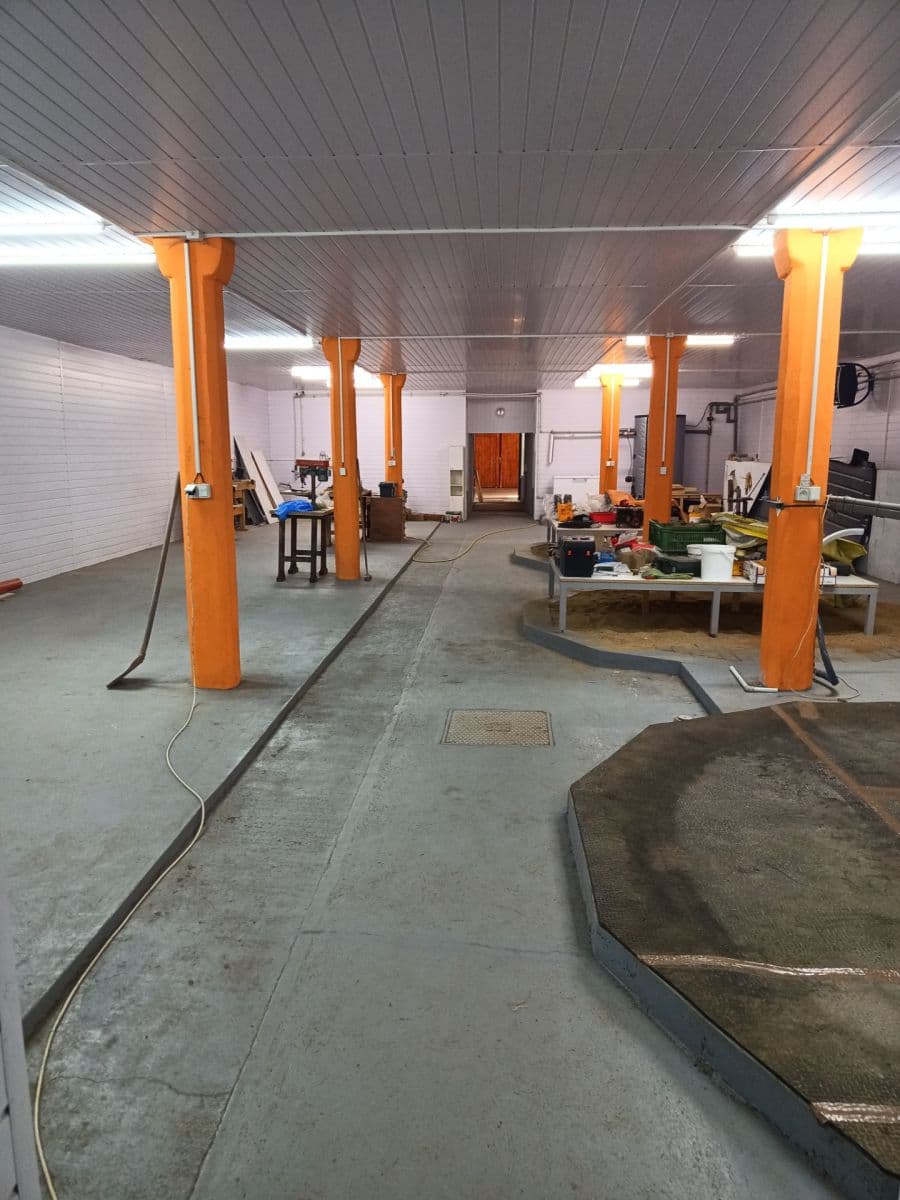 Prodej domu 2.280 m², pozemek 9.733 m², Kramolín, Kraj Vysočina Prodej domu 2.280 m², pozemek 9.733 m², Kramolín, Kraj Vysočina