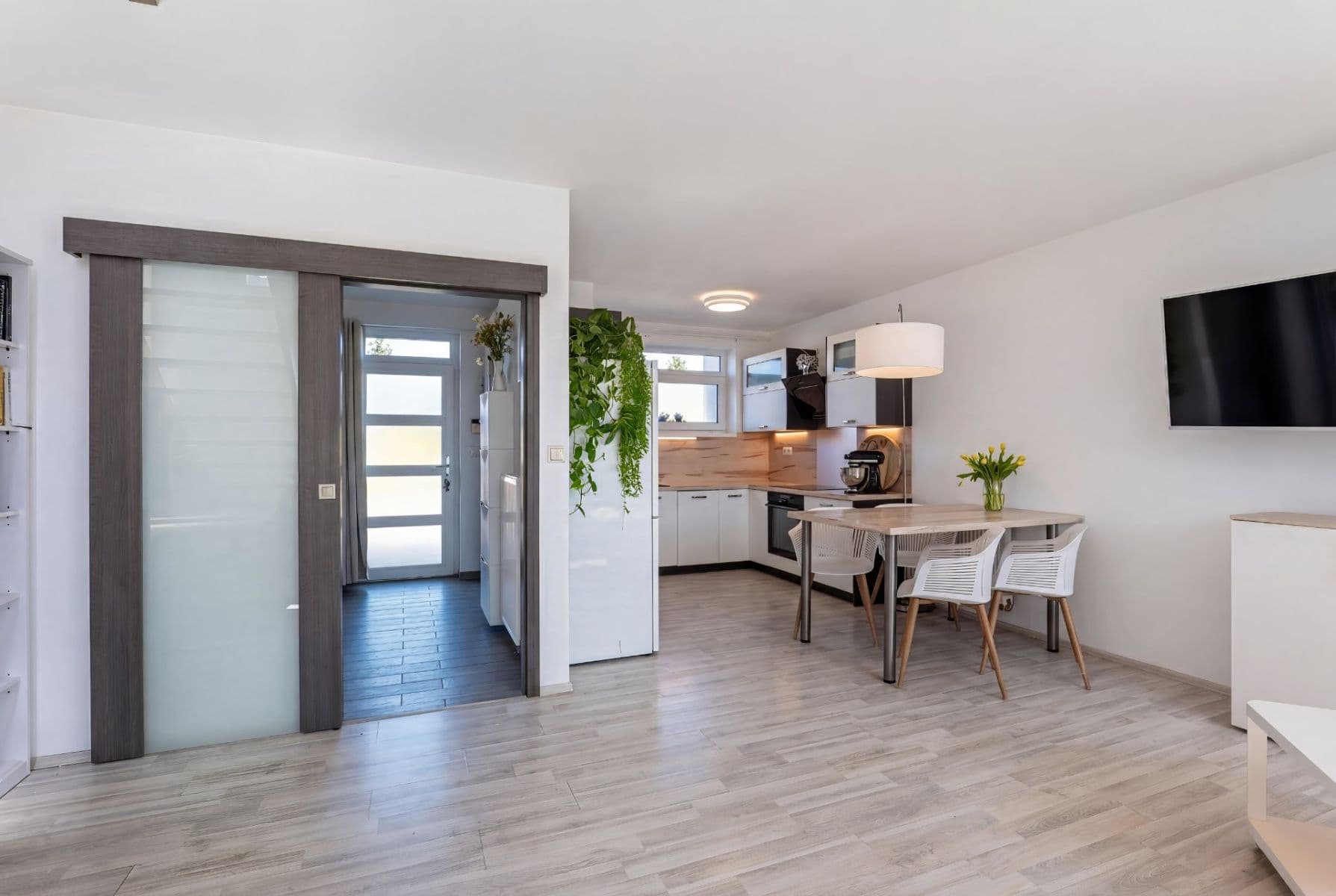 Prodej domu 80 m², pozemek 154 m², Osadní, Kostelec nad Černými lesy, Středočeský kraj Prodej domu 80 m², pozemek 154 m², Osadní, Kostelec nad Černými lesy, Středočeský kraj