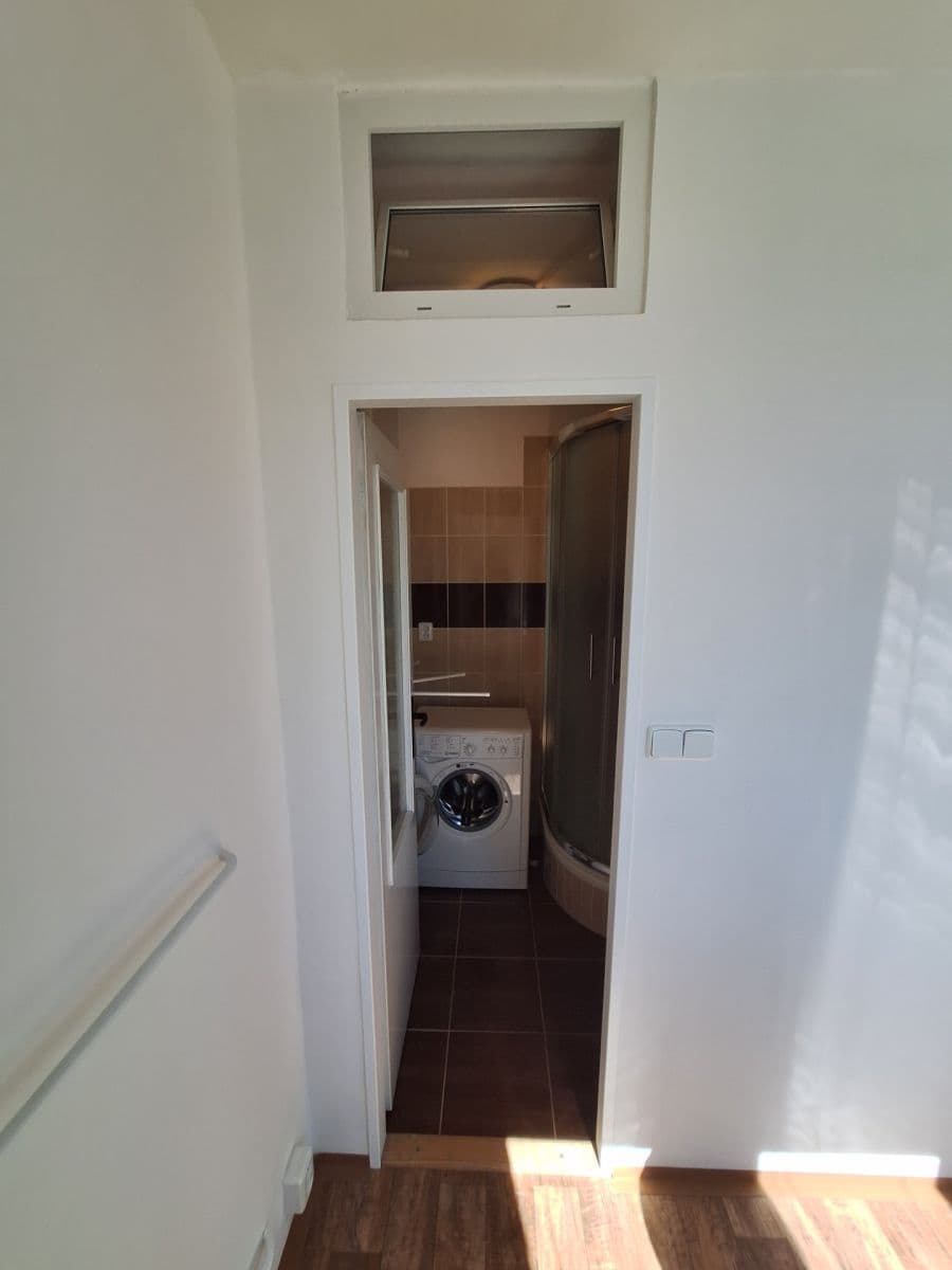 Pronájem bytu 1+1 38 m², Nepomucká, Plzeň, Plzeňský kraj Pronájem bytu 1+1 38 m², Nepomucká, Plzeň, Plzeňský kraj