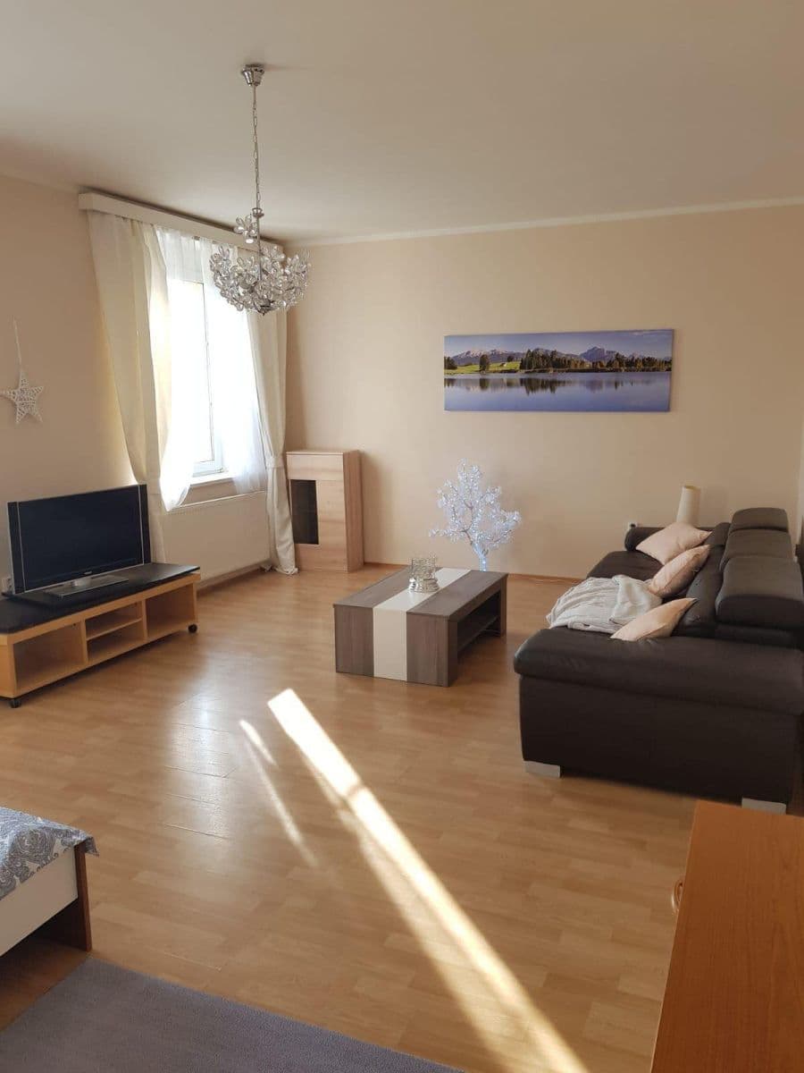 Pronájem bytu 2+1 95 m², U Waltrovky, Praha, Praha Pronájem bytu 2+1 95 m², U Waltrovky, Praha, Praha