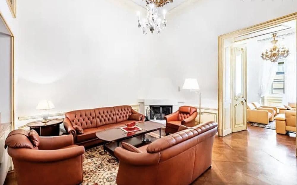 Pronájem bytu 150 m², Smetanovo nábřeží, Praha, Praha Pronájem bytu 150 m², Smetanovo nábřeží, Praha, Praha