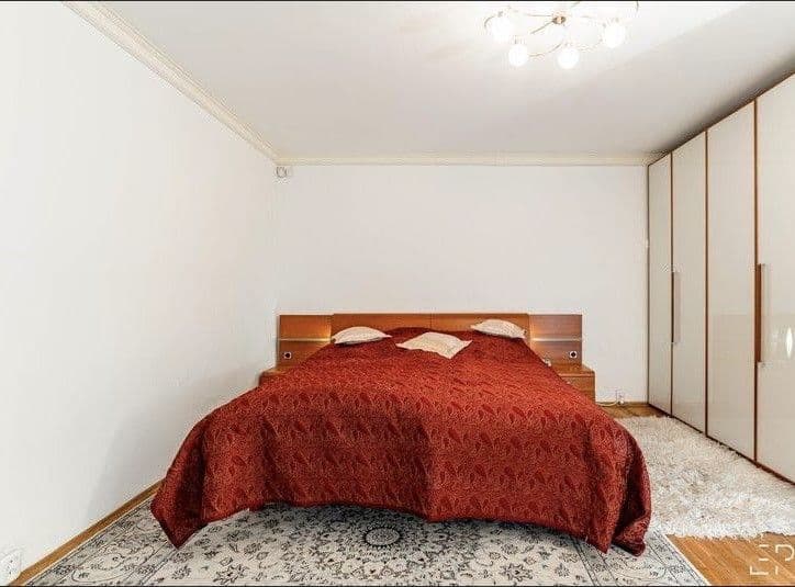 Pronájem bytu 150 m², Smetanovo nábřeží, Praha, Praha Pronájem bytu 150 m², Smetanovo nábřeží, Praha, Praha