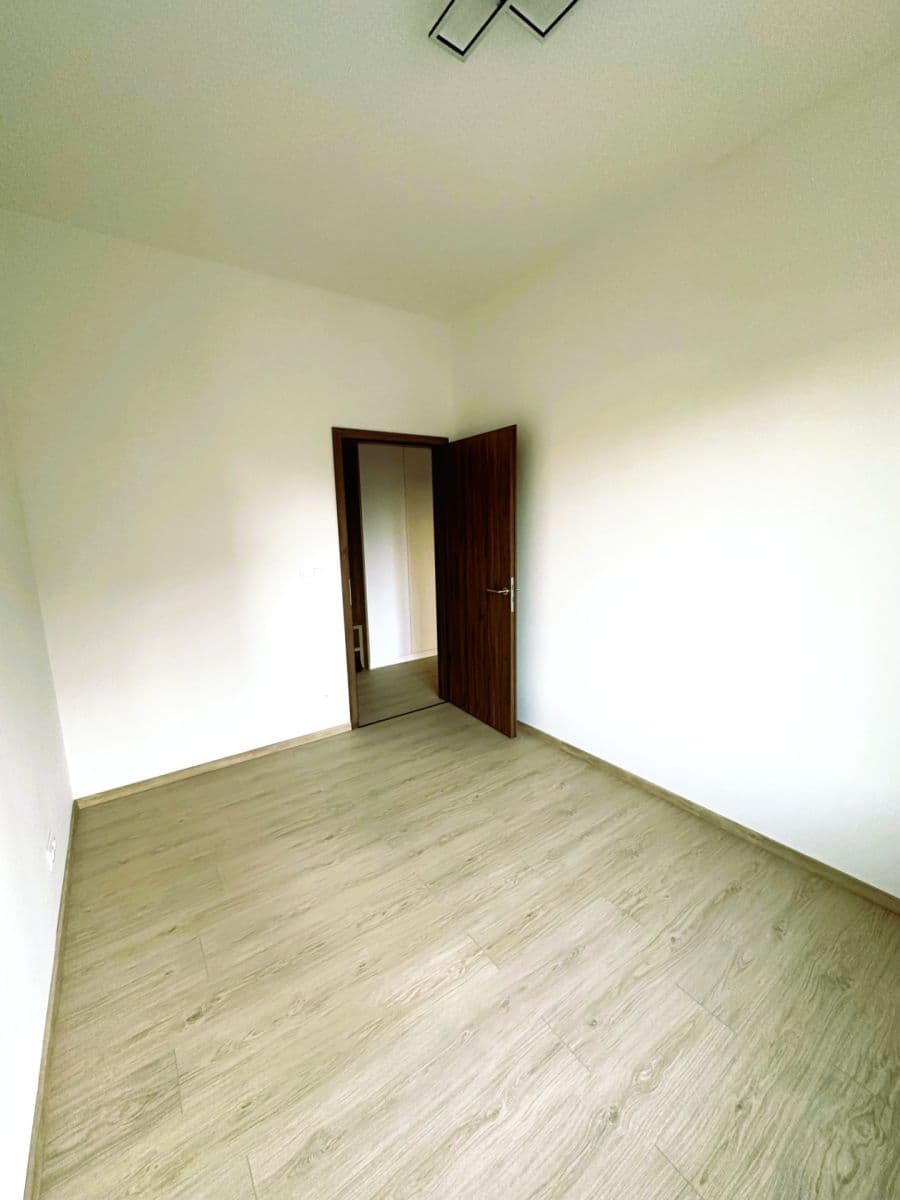 Pronájem bytu 2+kk 43 m², Haenkeho, Praha, Praha Pronájem bytu 2+kk 43 m², Haenkeho, Praha, Praha