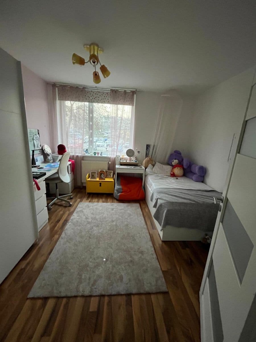 Pronájem bytu 3+1 83 m², Za Stadionem, Mělník, Středočeský kraj Pronájem bytu 3+1 83 m², Za Stadionem, Mělník, Středočeský kraj