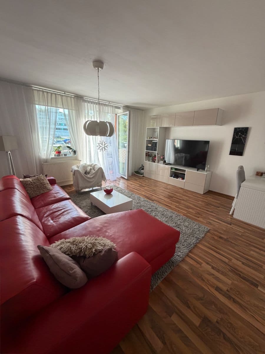Pronájem bytu 3+1 83 m², Za Stadionem, Mělník, Středočeský kraj Pronájem bytu 3+1 83 m², Za Stadionem, Mělník, Středočeský kraj