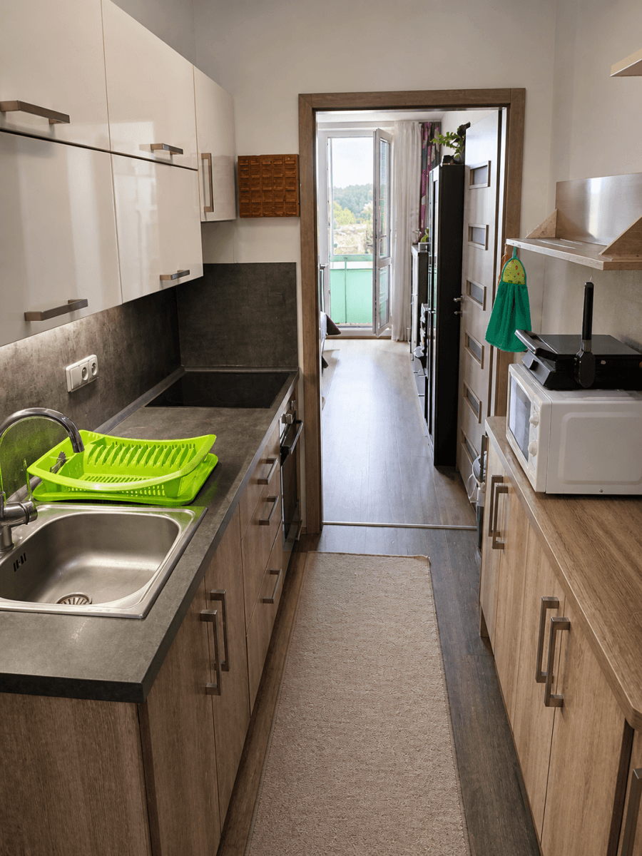 Pronájem bytu 1+kk 33 m², Školní, Otrokovice, Zlínský kraj Pronájem bytu 1+kk 33 m², Školní, Otrokovice, Zlínský kraj