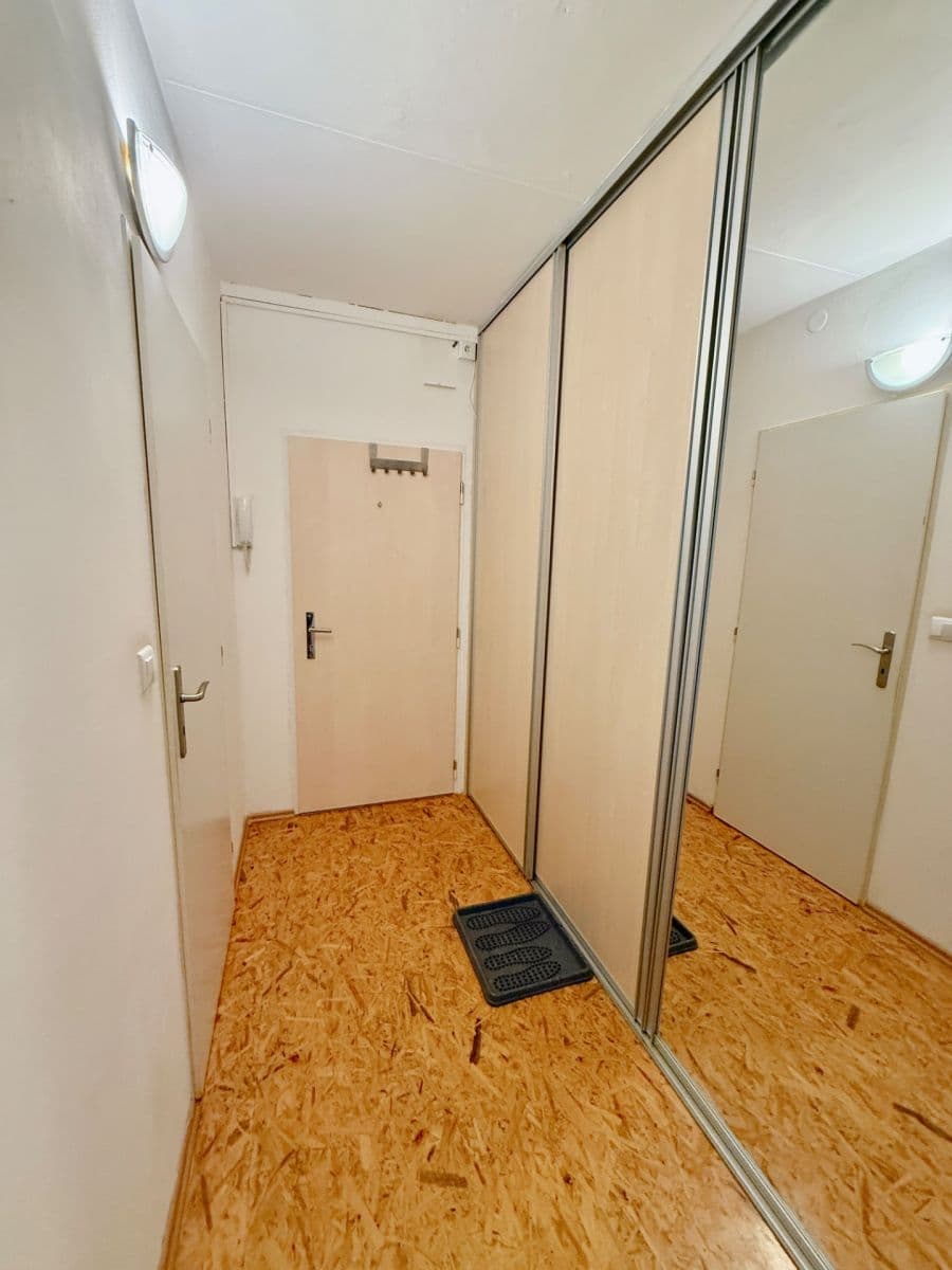 Pronájem bytu 2+kk 39 m², Mirovická, Praha, Praha Pronájem bytu 2+kk 39 m², Mirovická, Praha, Praha