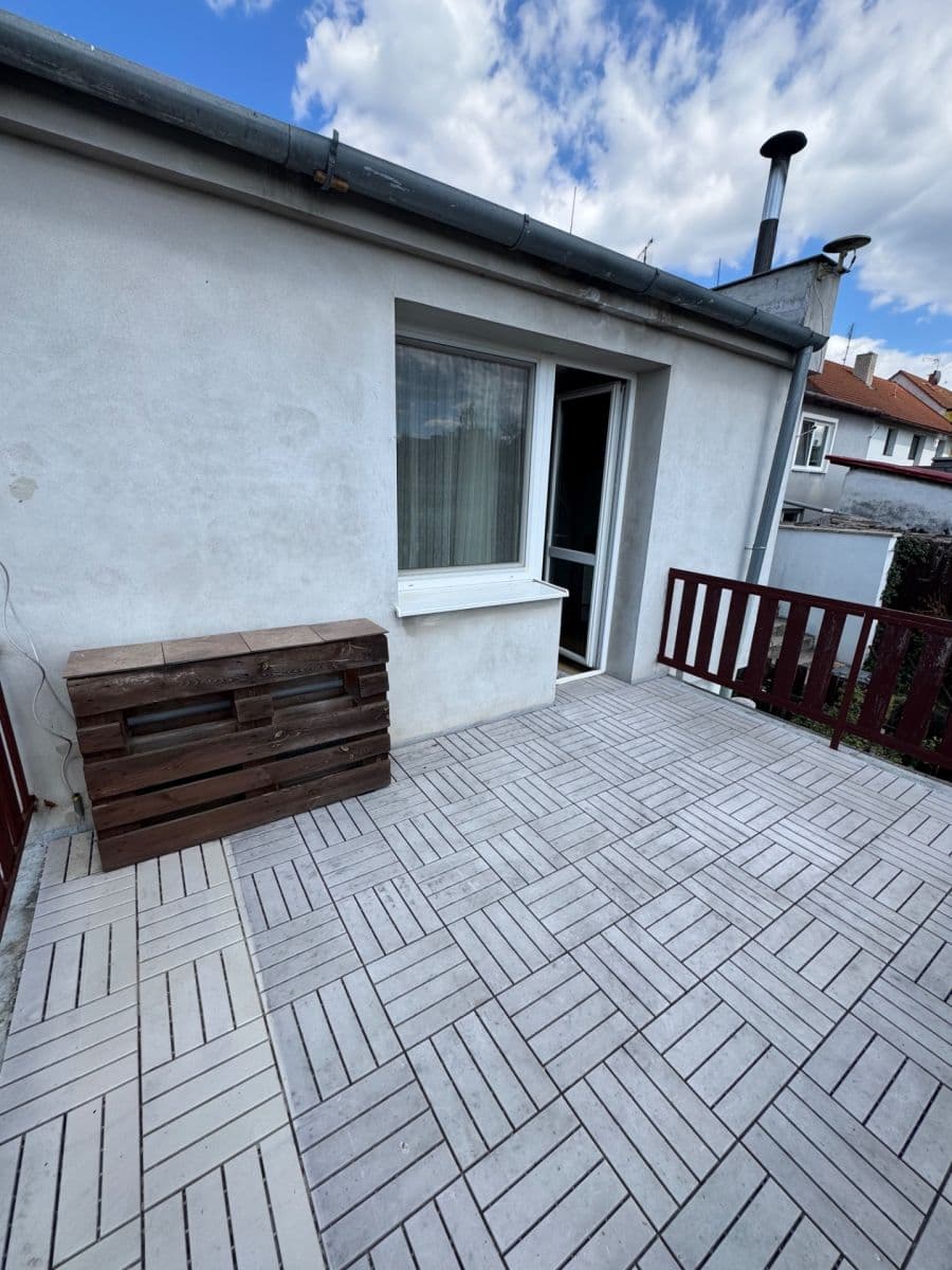 Prodej domu 202 m², pozemek 320 m², Jevišovice, Jihomoravský kraj Prodej domu 202 m², pozemek 320 m², Jevišovice, Jihomoravský kraj
