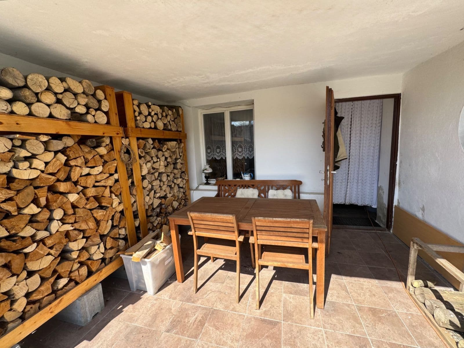 Prodej domu 202 m², pozemek 320 m², Jevišovice, Jihomoravský kraj Prodej domu 202 m², pozemek 320 m², Jevišovice, Jihomoravský kraj
