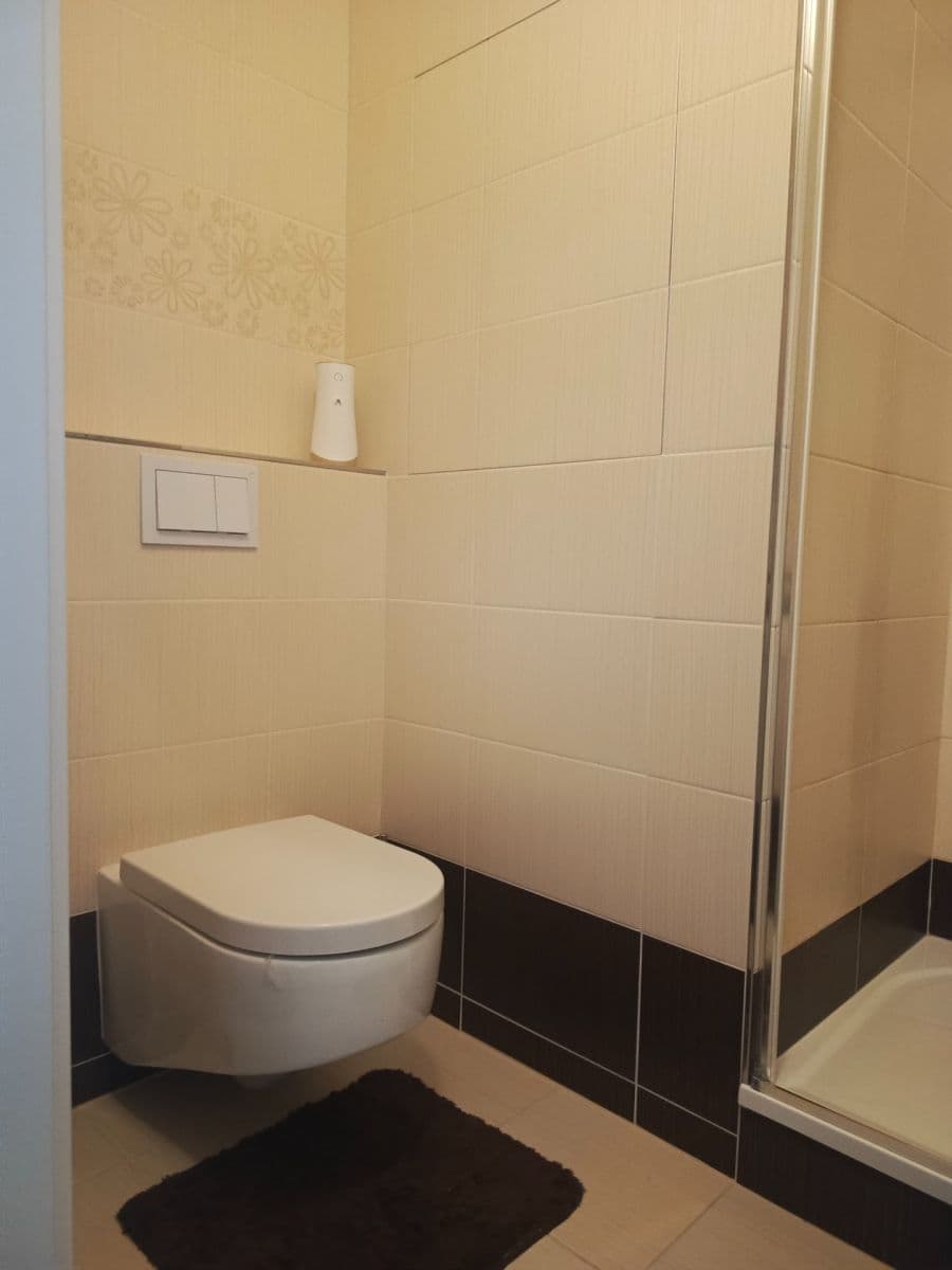 Pronájem bytu 2+kk 40 m², Na Jarově, Praha, Praha Pronájem bytu 2+kk 40 m², Na Jarově, Praha, Praha