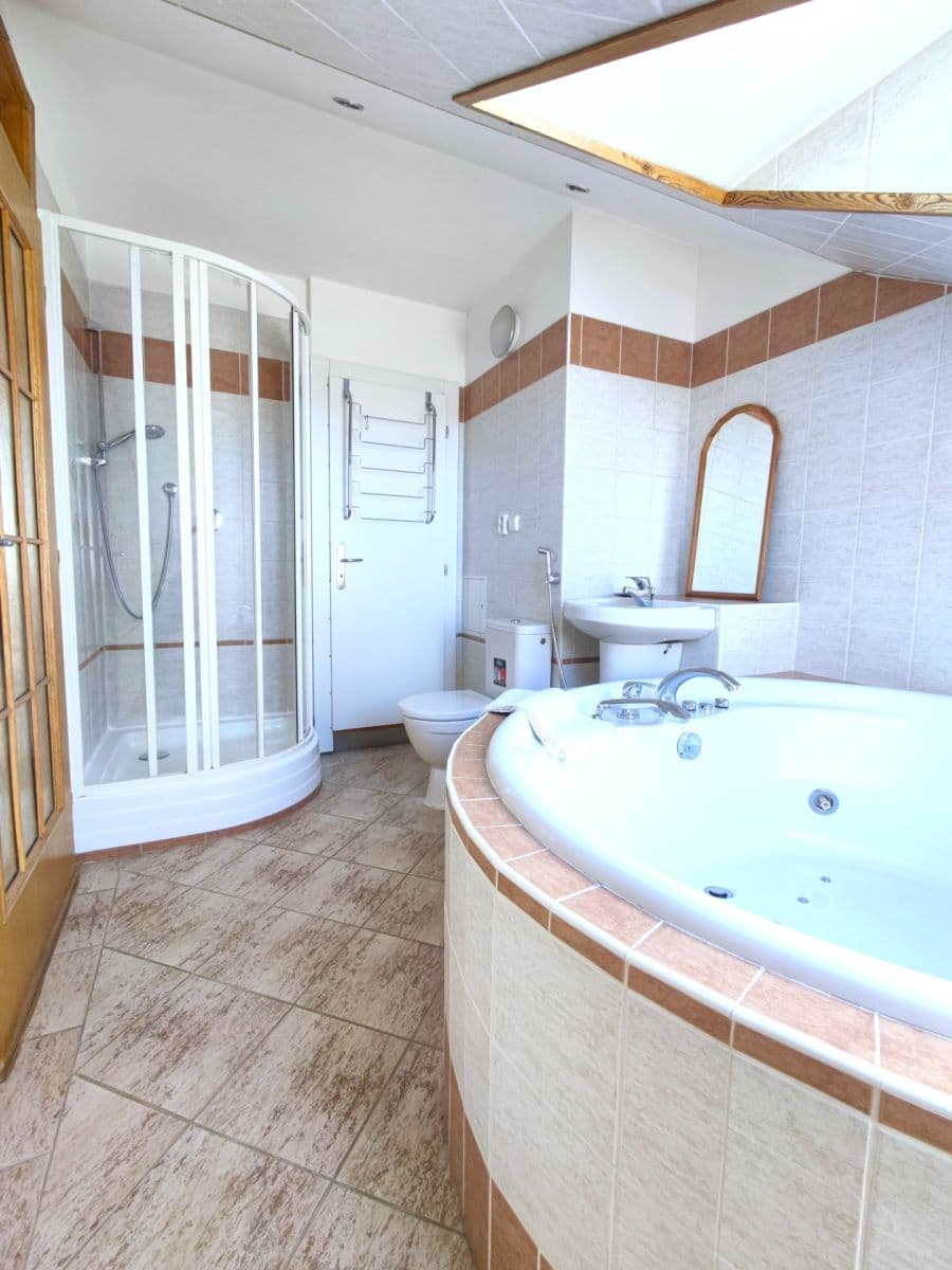 Pronájem bytu 5+kk 146 m², Sulova, Praha, Praha Pronájem bytu 5+kk 146 m², Sulova, Praha, Praha