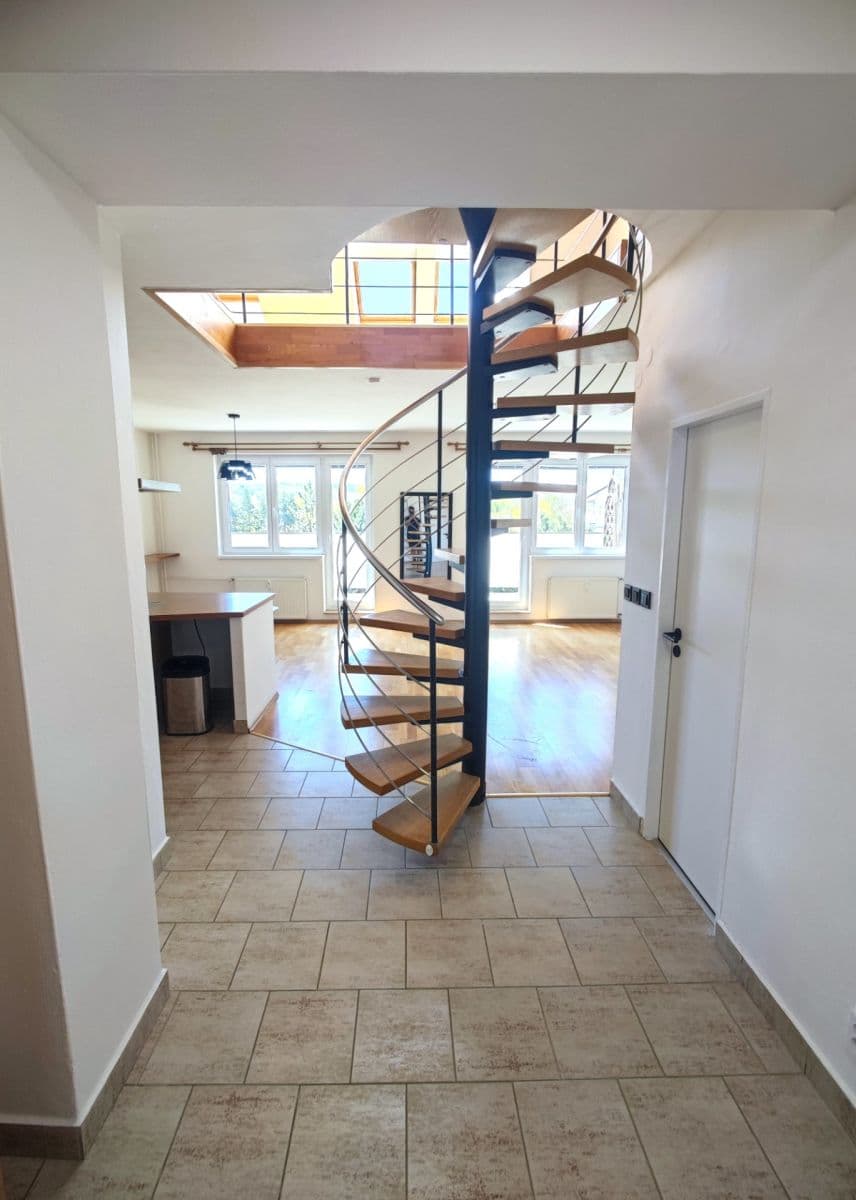 Pronájem bytu 5+kk 146 m², Sulova, Praha, Praha Pronájem bytu 5+kk 146 m², Sulova, Praha, Praha