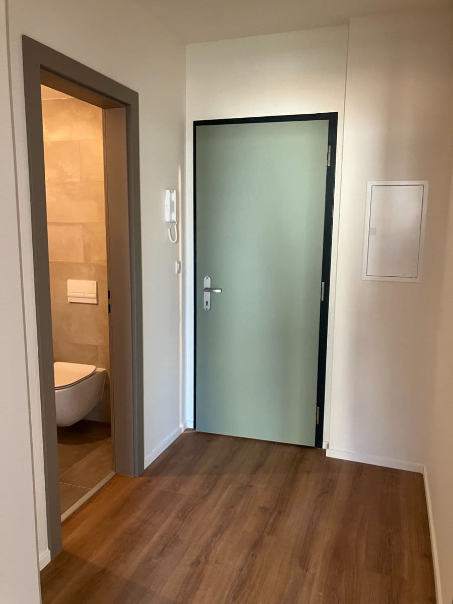 Pronájem bytu 2+kk 40 m², Arnošta Valenty, Praha, Praha Pronájem bytu 2+kk 40 m², Arnošta Valenty, Praha, Praha