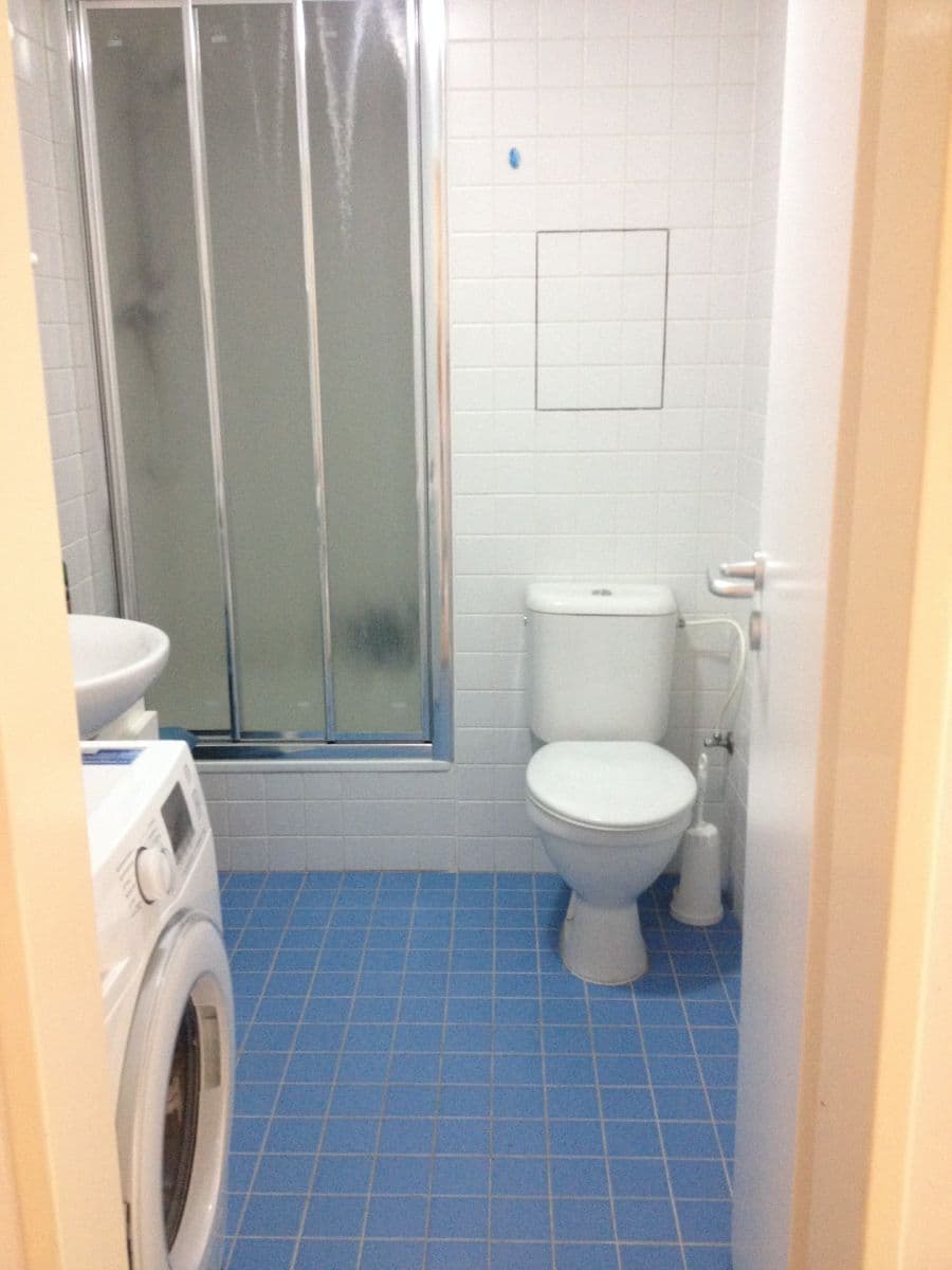 Pronájem bytu 1+kk 35 m², Sluneční náměstí, Praha, Praha Pronájem bytu 1+kk 35 m², Sluneční náměstí, Praha, Praha