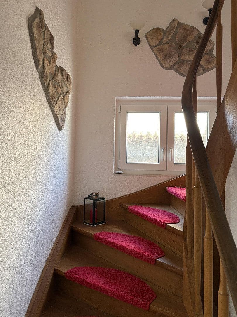 Prodej domu 130 m², pozemek 513 m², Ingelfingen, Bádensko-Württembersko Prodej domu 130 m², pozemek 513 m², Ingelfingen, Bádensko-Württembersko