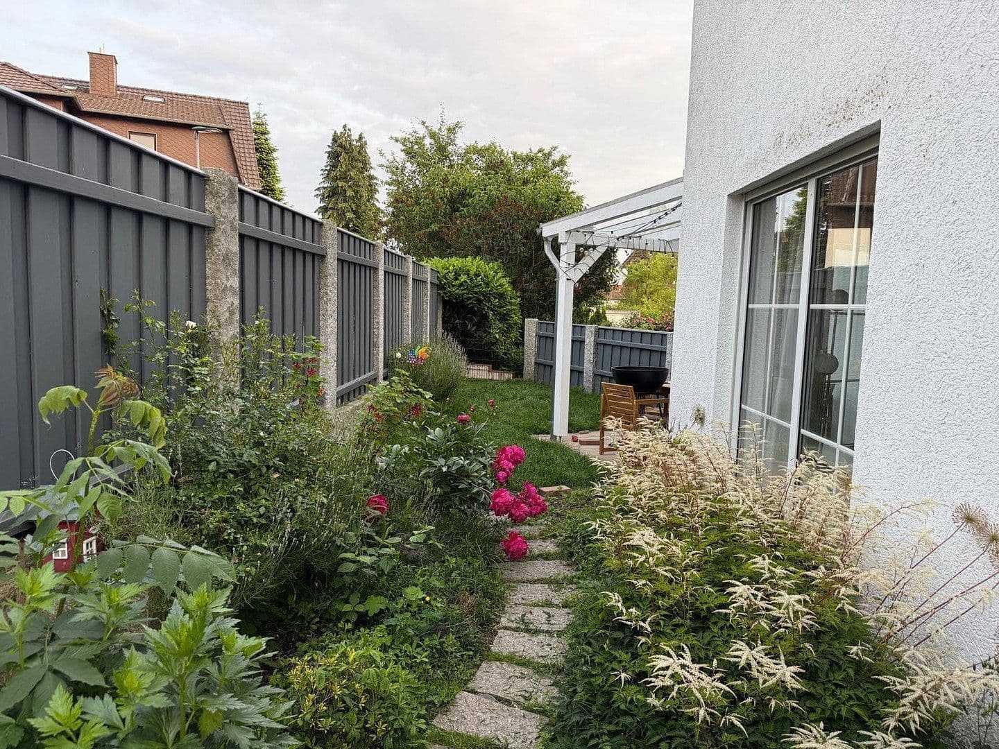 Prodej domu 120 m², pozemek 197 m², Göttingen, Dolní Sasko Prodej domu 120 m², pozemek 197 m², Göttingen, Dolní Sasko