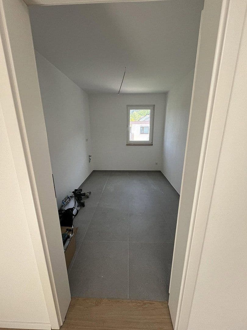Prodej bytu 3+1 110 m², Lindenstr.48, Haslach im Kinzigtal, Bádensko-Württembersko Prodej bytu 3+1 110 m², Lindenstr.48, Haslach im Kinzigtal, Bádensko-Württembersko