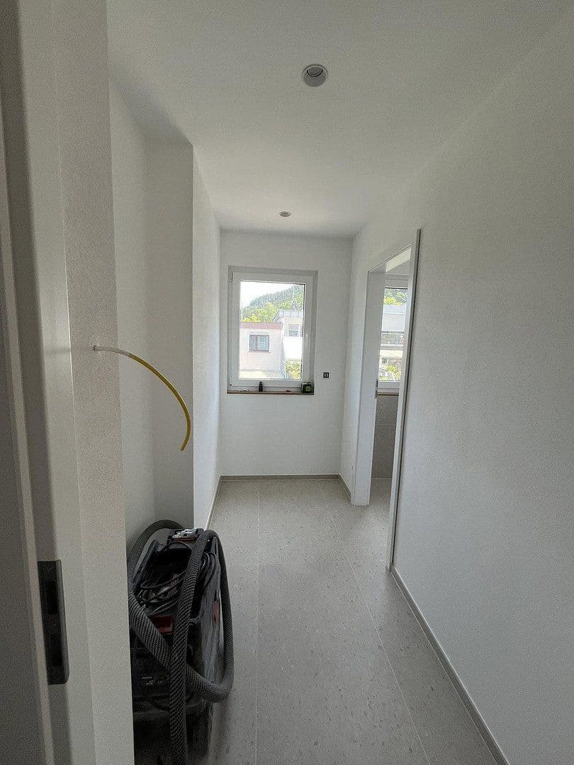 Prodej bytu 3+1 110 m², Lindenstr.48, Haslach im Kinzigtal, Bádensko-Württembersko Prodej bytu 3+1 110 m², Lindenstr.48, Haslach im Kinzigtal, Bádensko-Württembersko