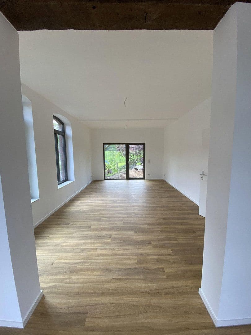 Pronájem bytu 3+1 128 m², Wennigsen (Deister), Dolní Sasko Pronájem bytu 3+1 128 m², Wennigsen (Deister), Dolní Sasko