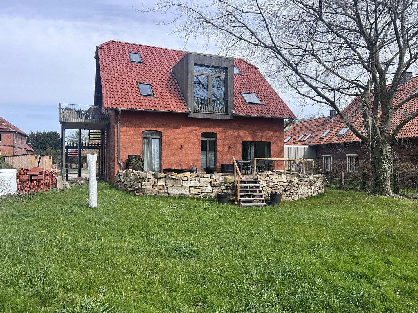 Pronájem bytu 3+1 128 m², Wennigsen (Deister), Dolní Sasko Pronájem bytu 3+1 128 m², Wennigsen (Deister), Dolní Sasko