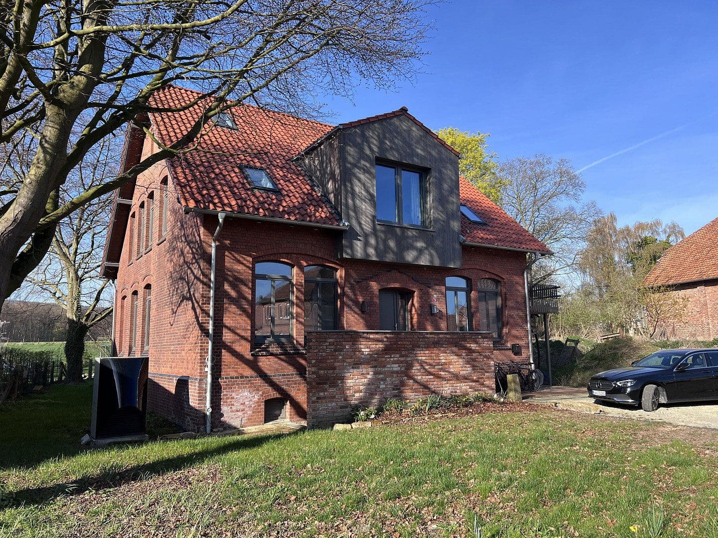 Pronájem bytu 3+1 128 m², Wennigsen (Deister), Dolní Sasko Pronájem bytu 3+1 128 m², Wennigsen (Deister), Dolní Sasko