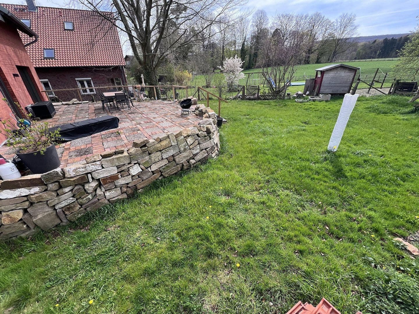 Pronájem bytu 3+1 128 m², Wennigsen (Deister), Dolní Sasko Pronájem bytu 3+1 128 m², Wennigsen (Deister), Dolní Sasko