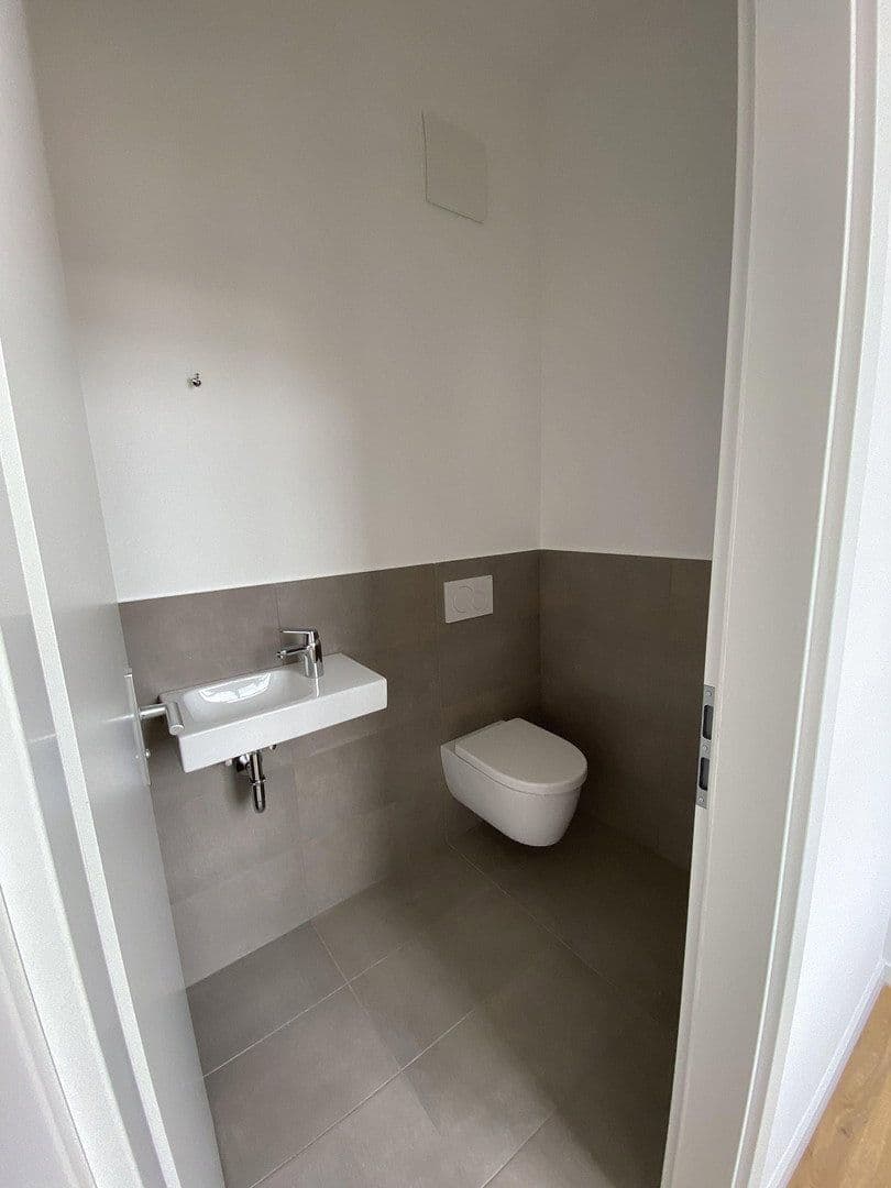 Pronájem bytu 3+1 128 m², Wennigsen (Deister), Dolní Sasko Pronájem bytu 3+1 128 m², Wennigsen (Deister), Dolní Sasko