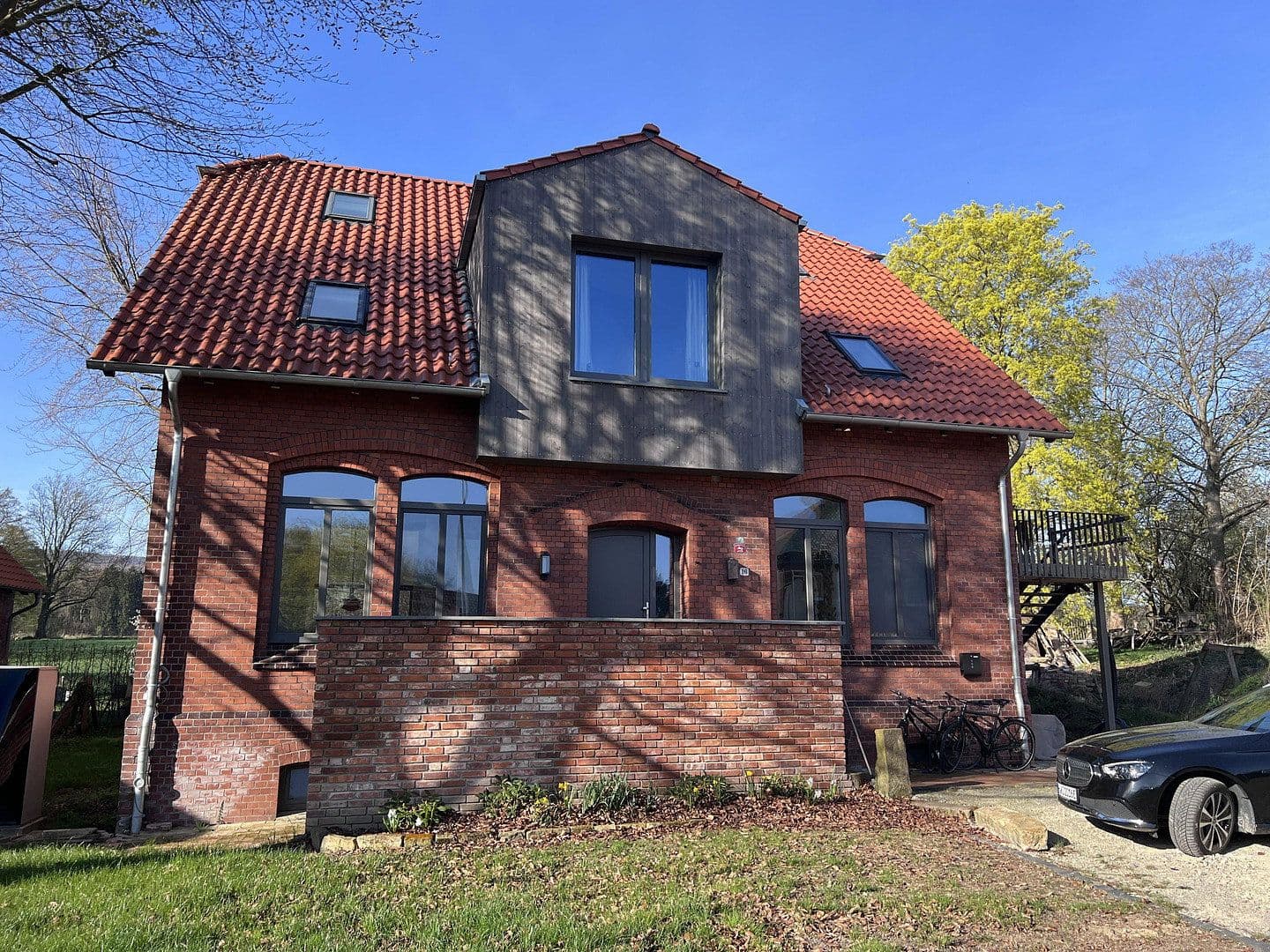Pronájem bytu 3+1 128 m², Wennigsen (Deister), Dolní Sasko Pronájem bytu 3+1 128 m², Wennigsen (Deister), Dolní Sasko