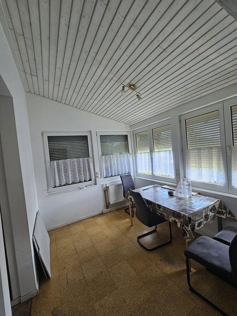 Prodej bytu 5+1 160 m², Tiergartenstraße 31, Meißenheim, Bádensko-Württembersko Prodej bytu 5+1 160 m², Tiergartenstraße 31, Meißenheim, Bádensko-Württembersko