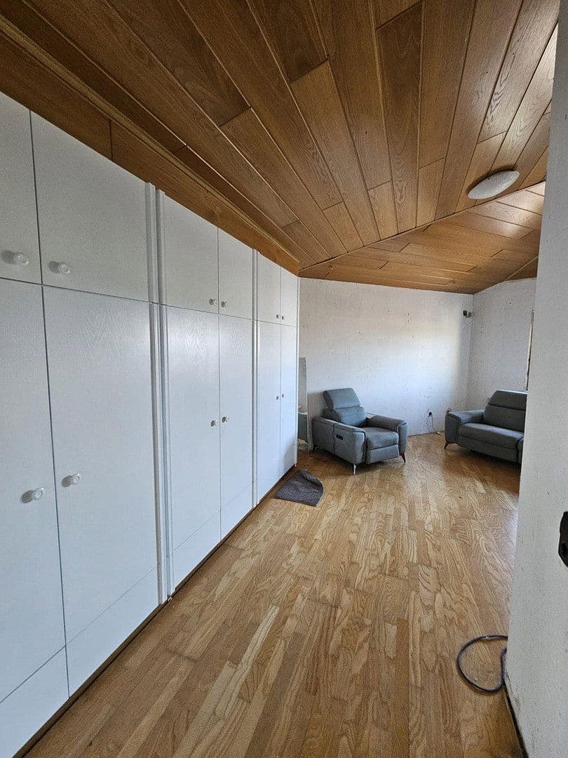 Prodej bytu 5+1 160 m², Tiergartenstraße 31, Meißenheim, Bádensko-Württembersko Prodej bytu 5+1 160 m², Tiergartenstraße 31, Meißenheim, Bádensko-Württembersko