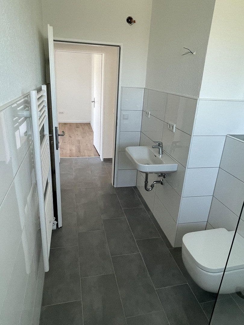 Pronájem bytu 4+1 86 m², Birkenweg 1, Hückeswagen, Severní Porýní-Vestfálsko Pronájem bytu 4+1 86 m², Birkenweg 1, Hückeswagen, Severní Porýní-Vestfálsko
