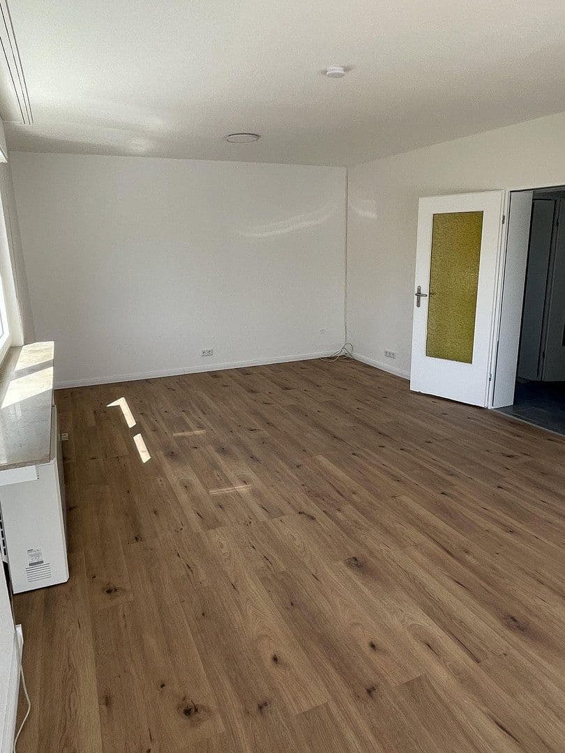 Pronájem bytu 4+1 86 m², Birkenweg 1, Hückeswagen, Severní Porýní-Vestfálsko Pronájem bytu 4+1 86 m², Birkenweg 1, Hückeswagen, Severní Porýní-Vestfálsko