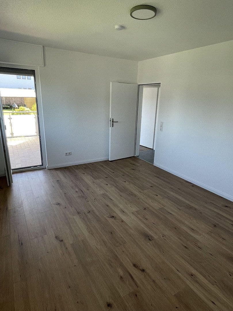 Pronájem bytu 4+1 86 m², Birkenweg 1, Hückeswagen, Severní Porýní-Vestfálsko Pronájem bytu 4+1 86 m², Birkenweg 1, Hückeswagen, Severní Porýní-Vestfálsko