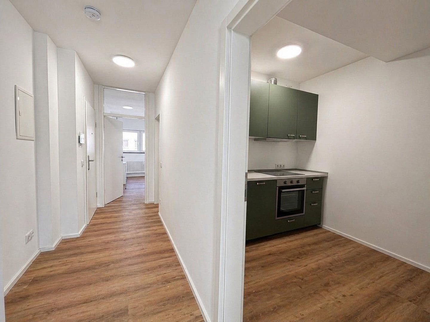 Pronájem bytu 2+1 60 m², Köln, Severní Porýní-Vestfálsko Pronájem bytu 2+1 60 m², Köln, Severní Porýní-Vestfálsko