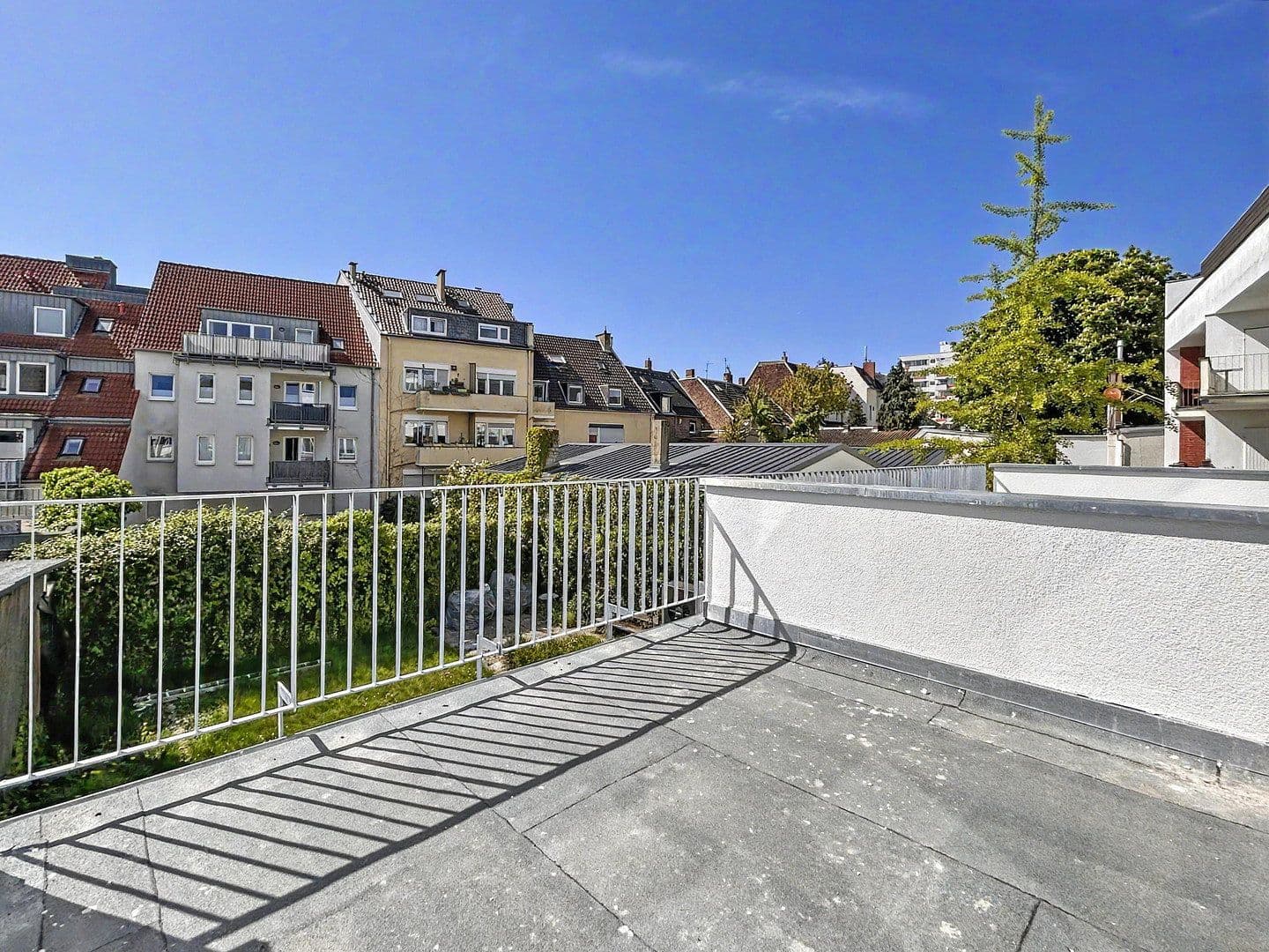Pronájem bytu 2+1 60 m², Köln, Severní Porýní-Vestfálsko Pronájem bytu 2+1 60 m², Köln, Severní Porýní-Vestfálsko