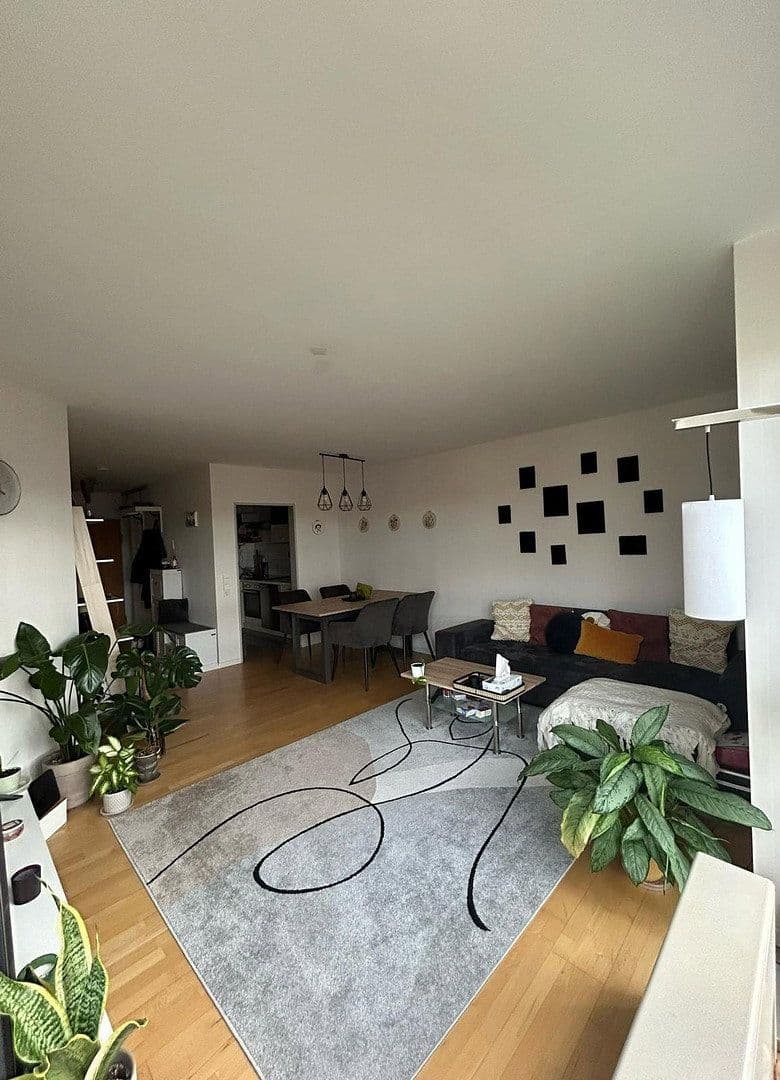 Pronájem bytu 2+1 48 m², Schwarenbergstr. 10, Stuttgart, Bádensko-Württembersko Pronájem bytu 2+1 48 m², Schwarenbergstr. 10, Stuttgart, Bádensko-Württembersko
