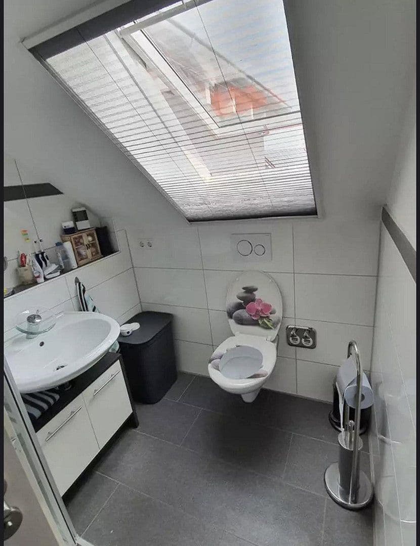 Pronájem bytu 4+1 125 m², Salzelmener Str.5/1, Bad Rappenau, Bádensko-Württembersko Pronájem bytu 4+1 125 m², Salzelmener Str.5/1, Bad Rappenau, Bádensko-Württembersko
