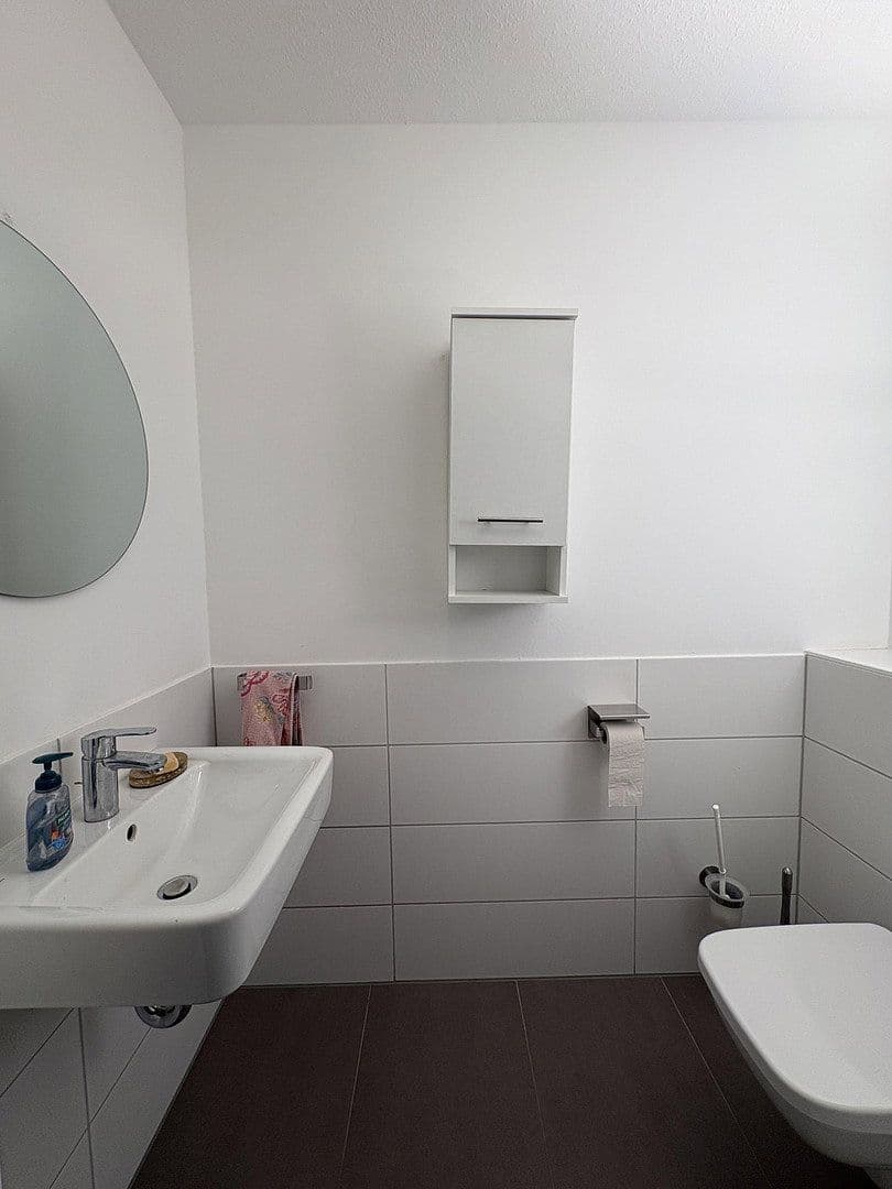 Prodej domu 145 m², pozemek 144 m², Helmut-Schmidt-Ring, Röthenbach an der Pegnitz, Bavorsko Prodej domu 145 m², pozemek 144 m², Helmut-Schmidt-Ring, Röthenbach an der Pegnitz, Bavorsko