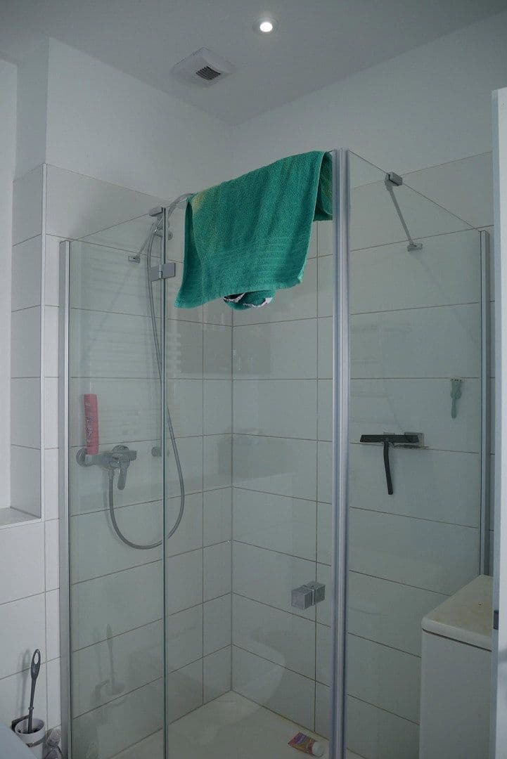 Prodej domu 145 m², pozemek 144 m², Helmut-Schmidt-Ring, Röthenbach an der Pegnitz, Bavorsko Prodej domu 145 m², pozemek 144 m², Helmut-Schmidt-Ring, Röthenbach an der Pegnitz, Bavorsko