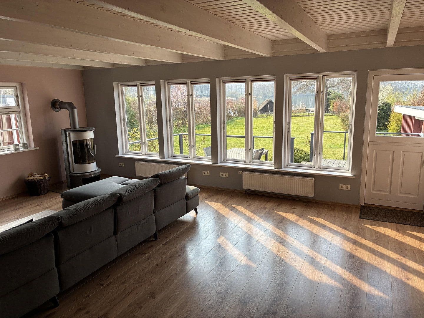 Prodej domu 186 m², pozemek 1.762 m², Bosau, Šlesvicko-Holštýnsko Prodej domu 186 m², pozemek 1.762 m², Bosau, Šlesvicko-Holštýnsko