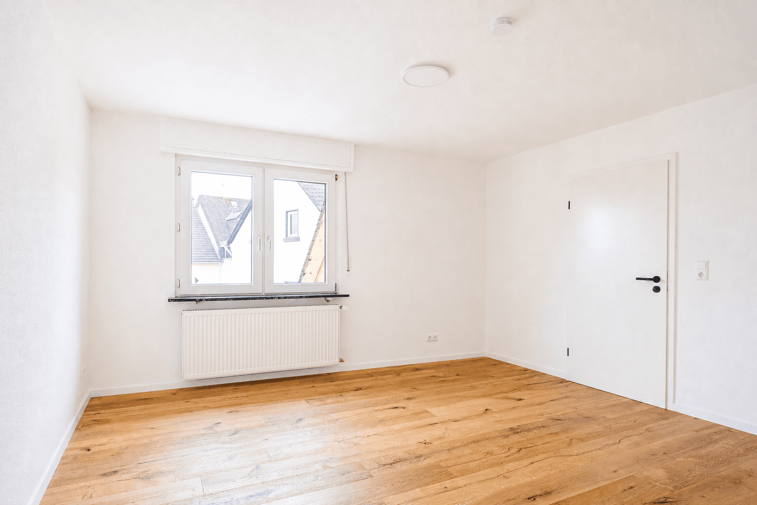 Prodej domu 140 m², pozemek 131 m², Hollerstraße 12, Koblenz, Porýní-Falc Prodej domu 140 m², pozemek 131 m², Hollerstraße 12, Koblenz, Porýní-Falc